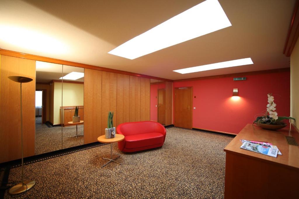 Hotel Matthias Gnarrenburg Экстерьер фото